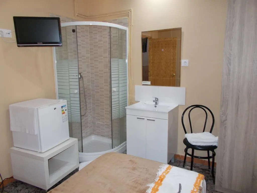 Affittacamere Hostal Nou Raval Barcellona
